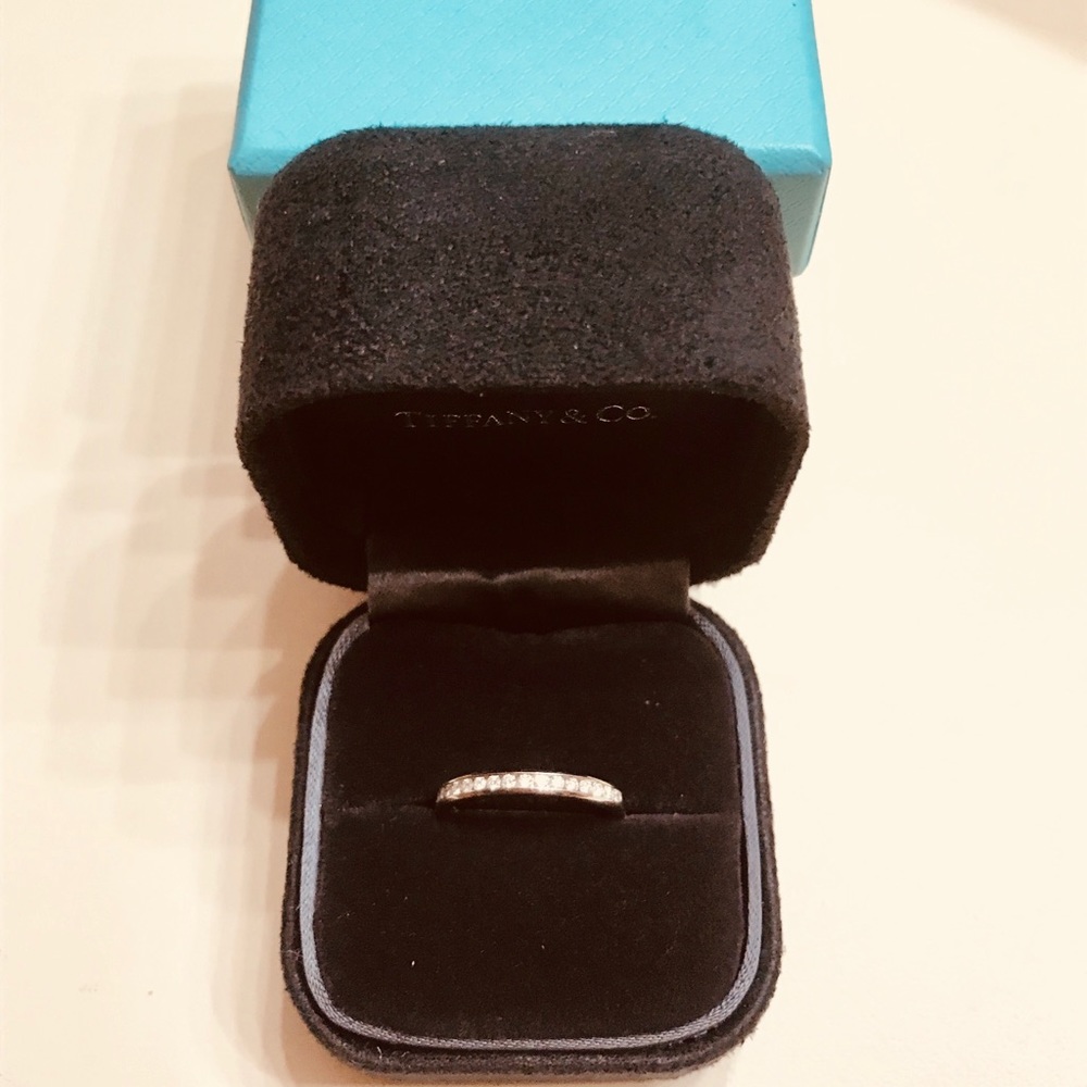 🚫SOLD🚫Tiffany & Co Half Circle Diamond Band